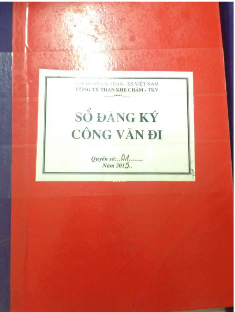 Hình ảnh: Mẫu sổ đăng kí văn bản đi, văn bản đến, hồ sơ trình ký.